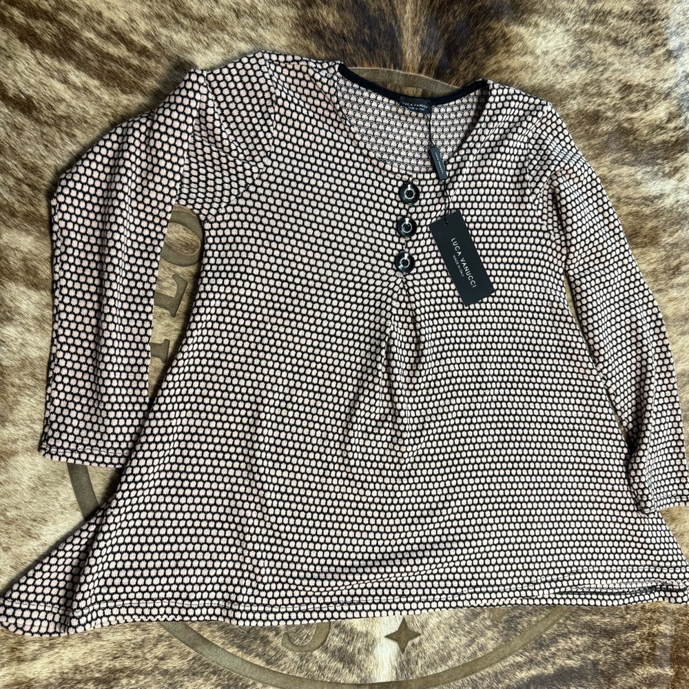 Luca Vanucci Light Pink and White Buttoned Top- NWT